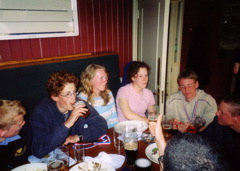 DW04pub9
