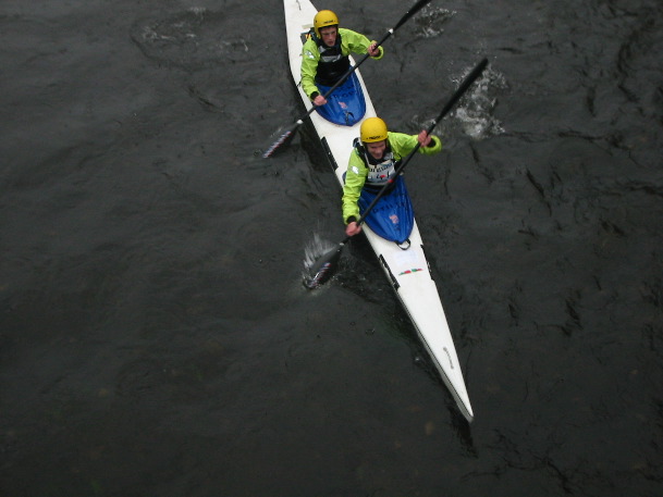 Joost & Will under bridge.JPG