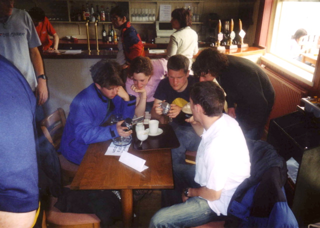 DW04pub1
