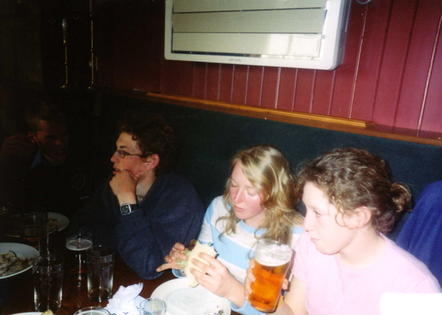 DW04pub8
